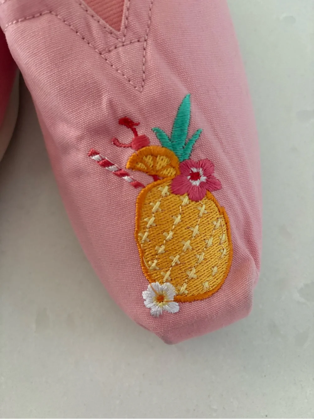 TOMS Alpargata Pink Quartz Pineapple Embroidered Slip On Shoes Women’s 12 Canvas